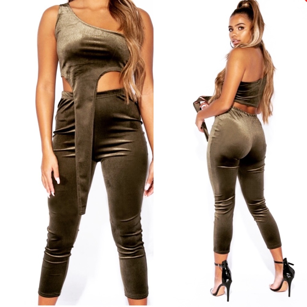 Kim K velour set